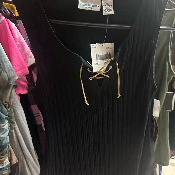 Canyon River Blues Black Tank Top - Picture 1 of 4